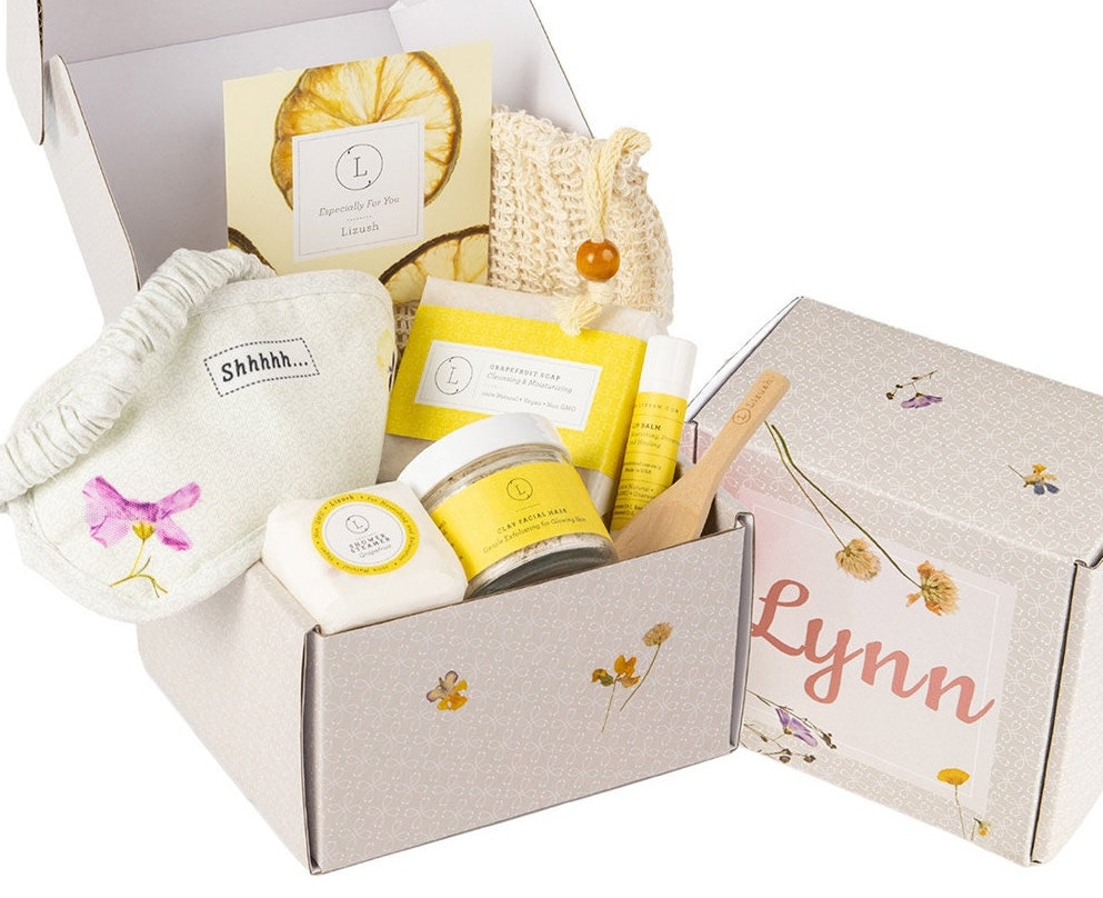 Custom Birthday Gift Box, Birthday Gift Ideas, Mom Gifts, Special Gift ,  Birthday Gift for Her, Birthday S Gift Set, Self Care, Spa Care 