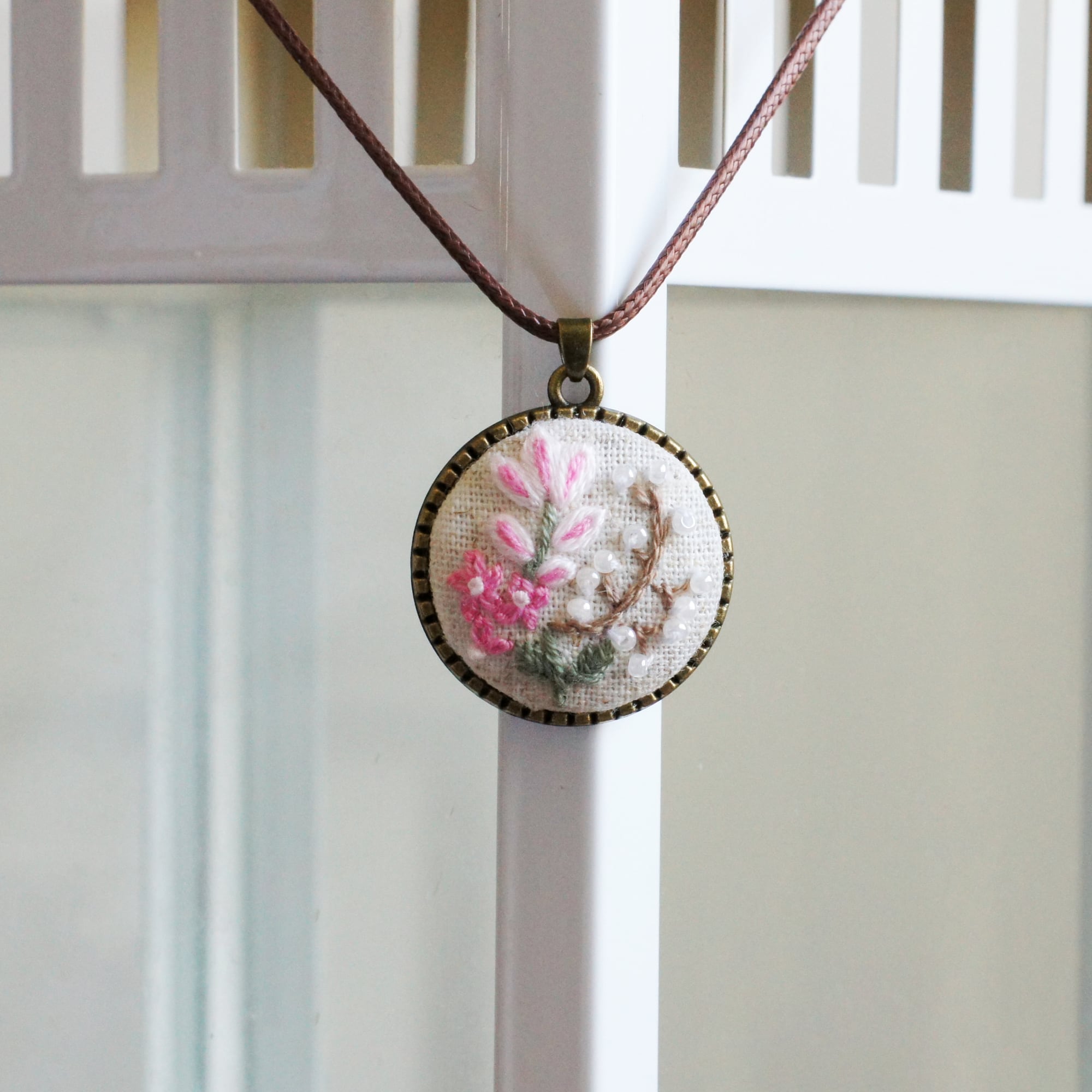 Handmade Mongoram and Personalized Necklaces - goimagine