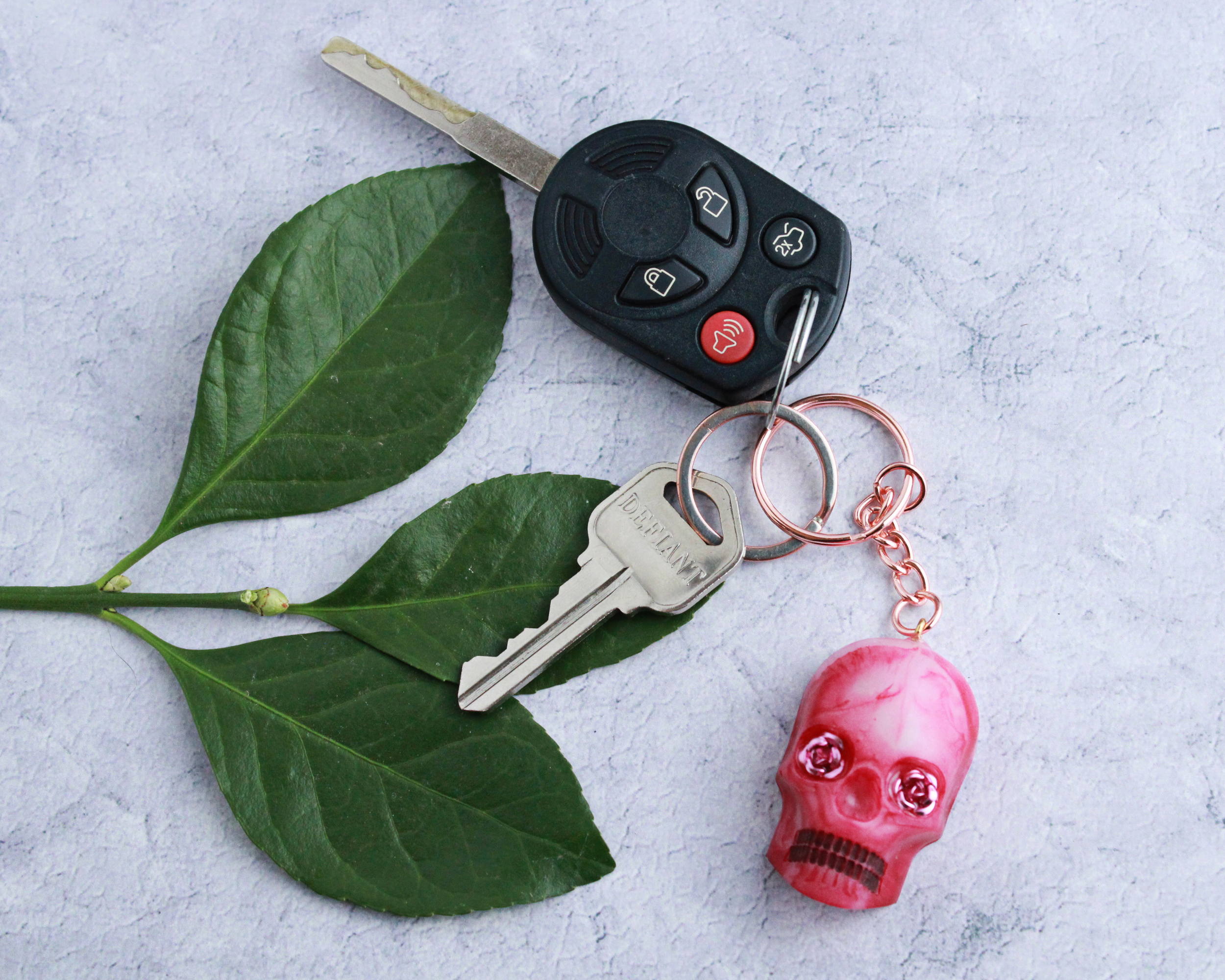 Pink Skull Heart Glitter Keychain