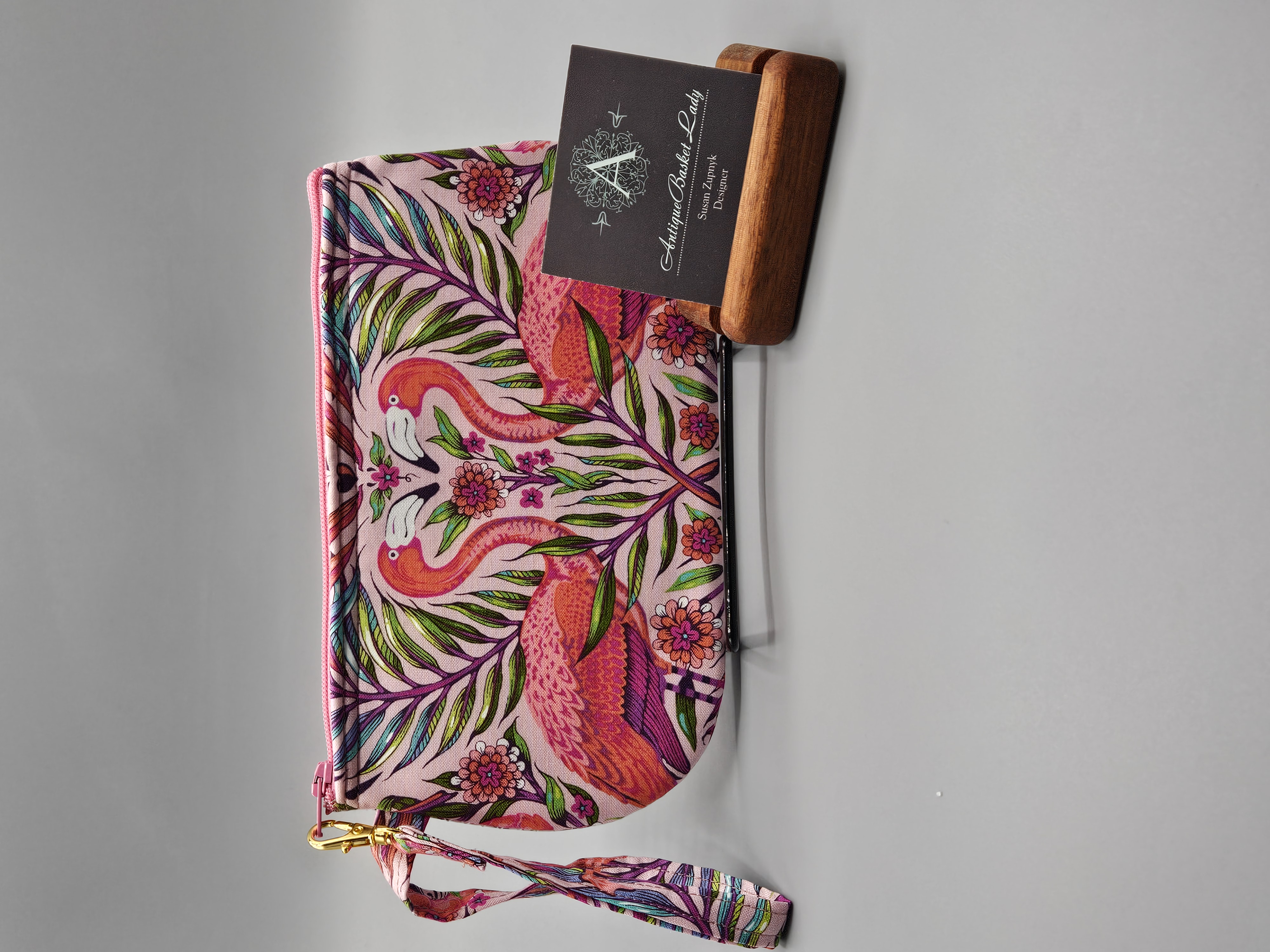 Clothing & Accessories Bags & Purses Wristlets Pink Flamingo