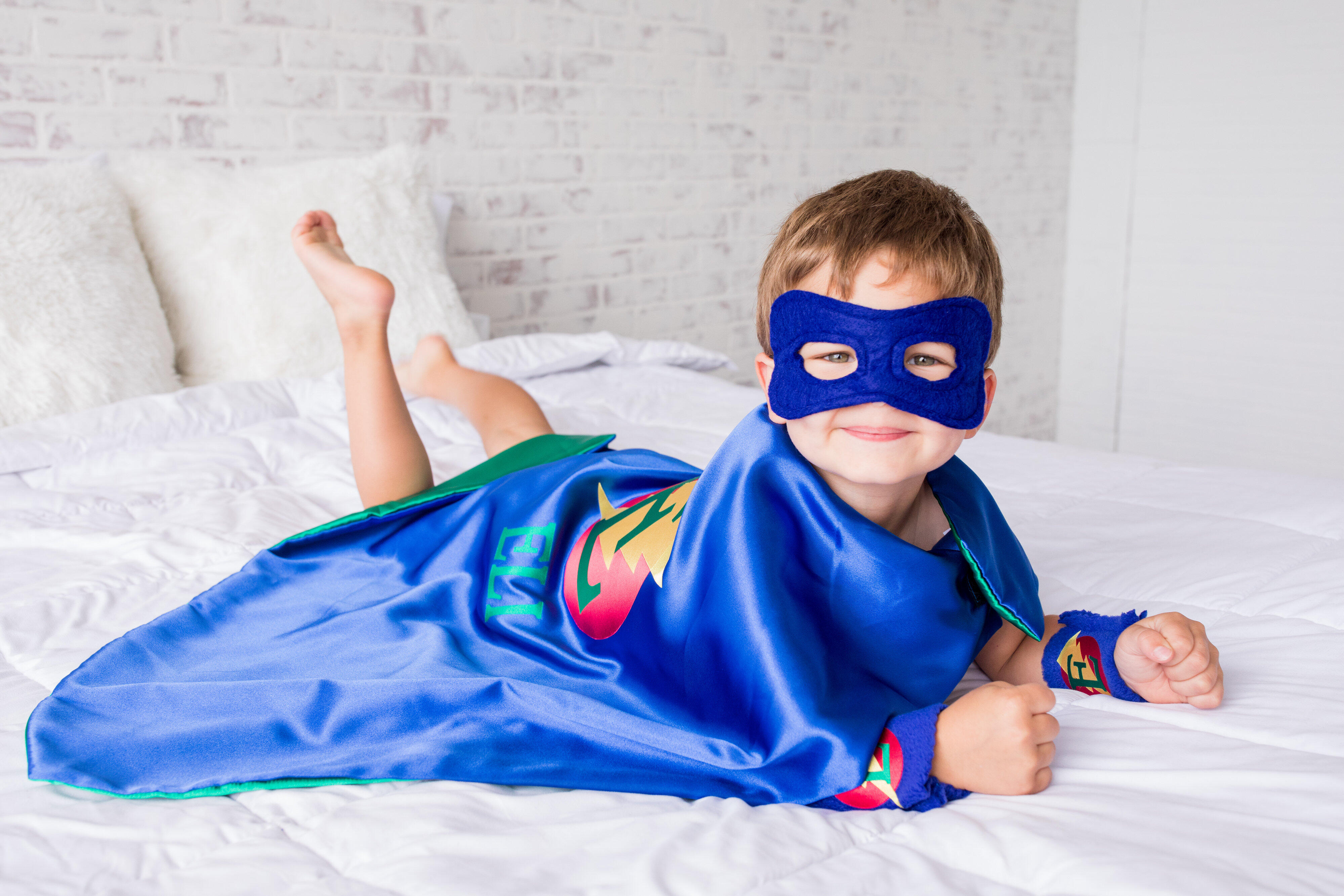 Fun & Games :: Costumes & Accessories :: SUPERHERO CAPE - Kid Cape - Super Hero Cape - Superhero Costume - Superhero Cape Set - Superhero party - Armband - - Mask