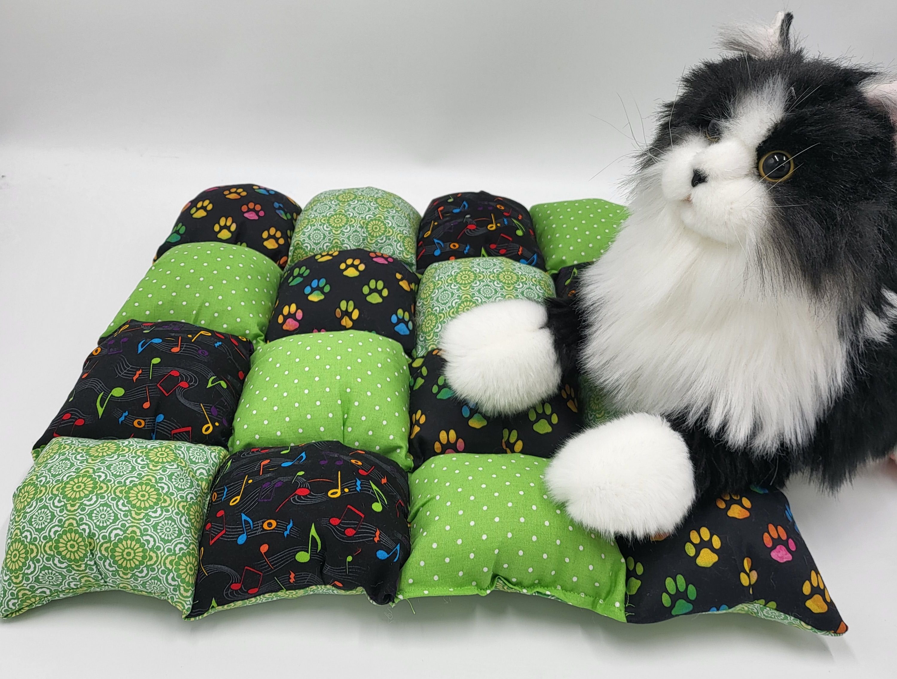 Home & Living Pets Pet Toys Puff Quilt Cat Crinkle Toy, Small