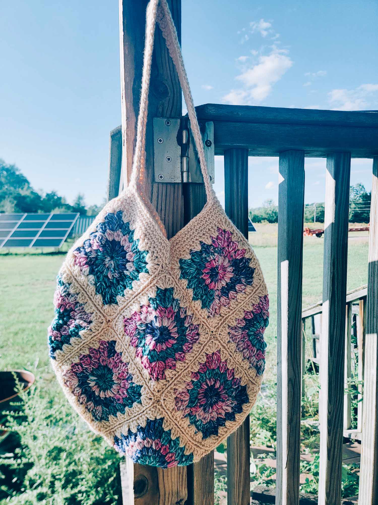 Cream&Tiedye Sunburst Tote|Granny Square|Granny Square Tote|Tote  Bag|Crochet Tote Bag|Crochet Bag|Birthday Gift|Handmade Gift|Sunflower Bag