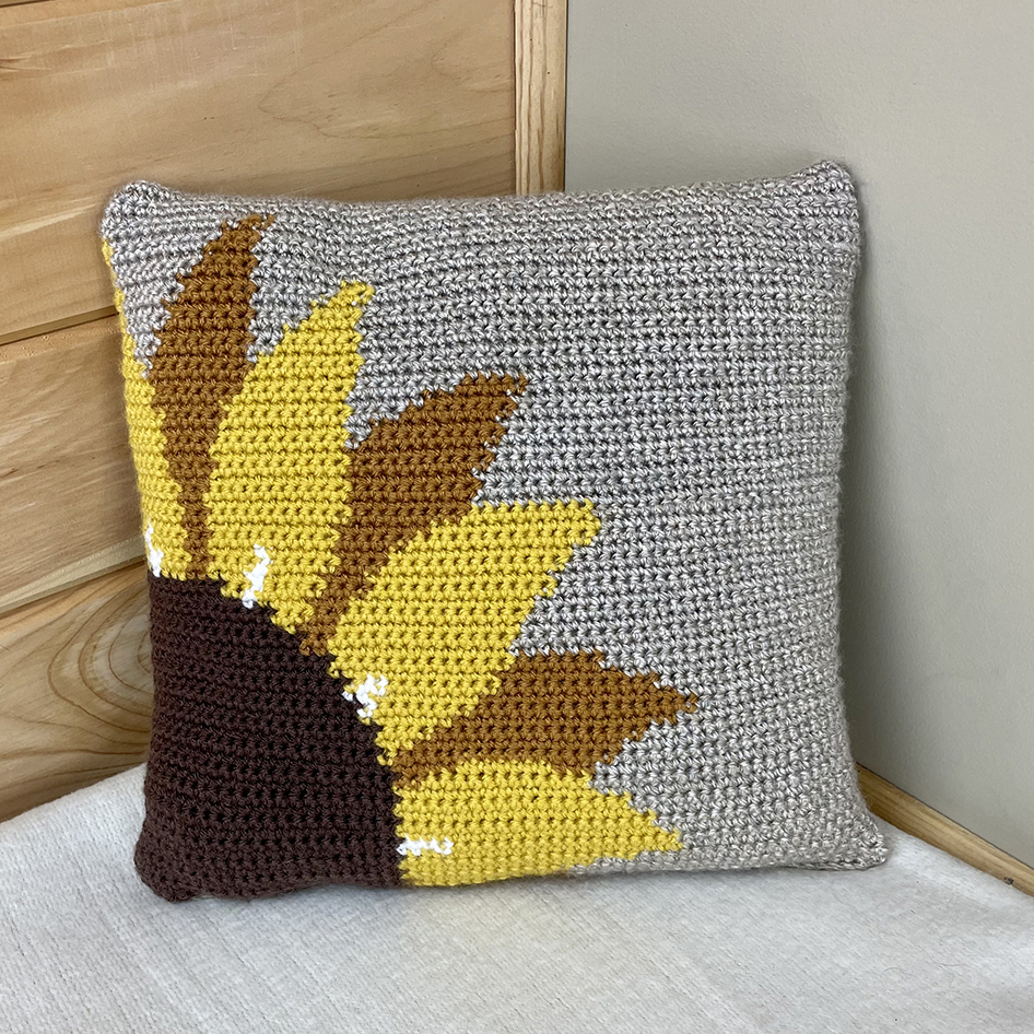 Crochet Sunflower Pillow - Beige