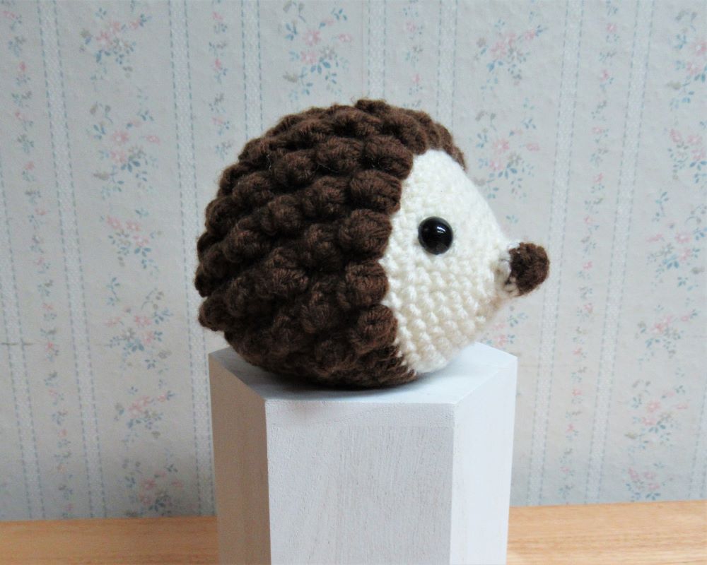 Amigurumi Hedgehog, Brown and Cream