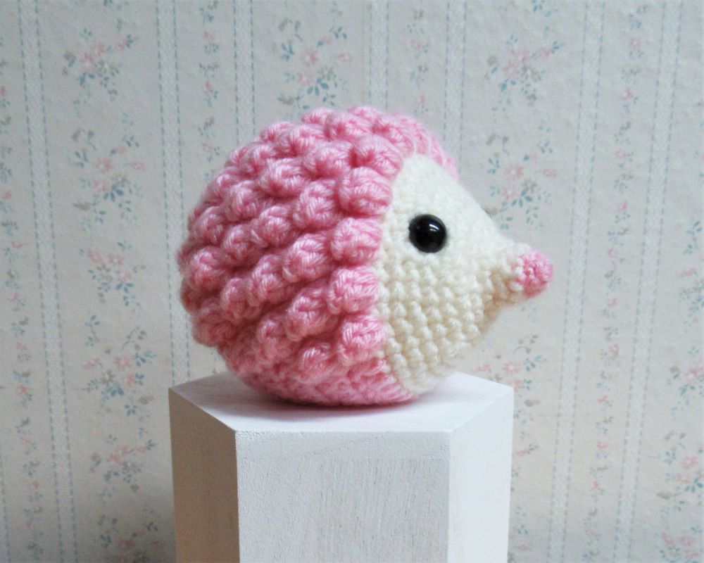 Amigurumi Hedgehog, Pink and Cream