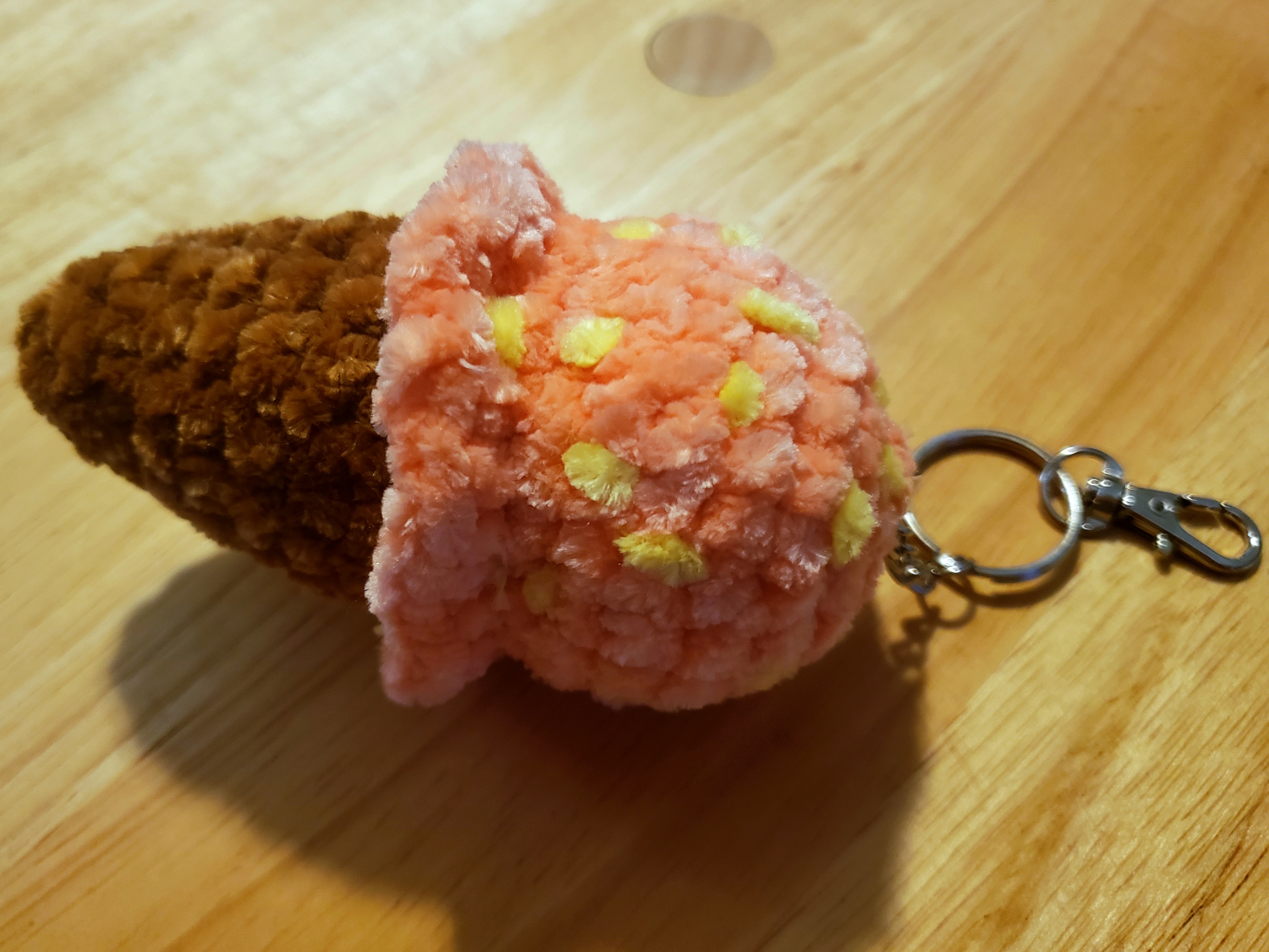 Clothing & Accessories Keychains & Lanyards Strawberry Banana Ice