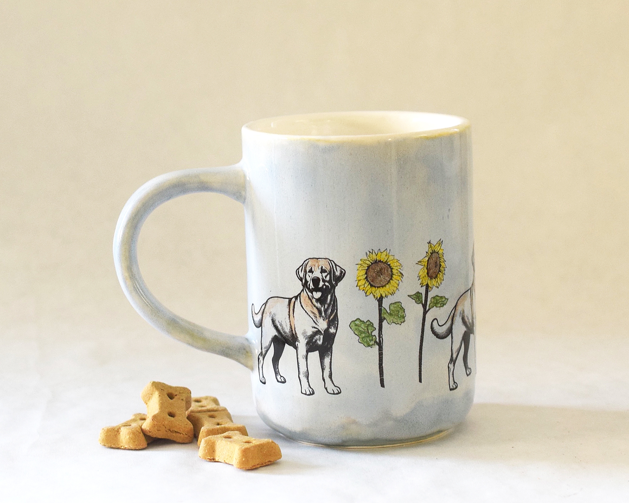 Home & Living :: Kitchen & Dining :: Drinkware :: Mugs :: Labradors and