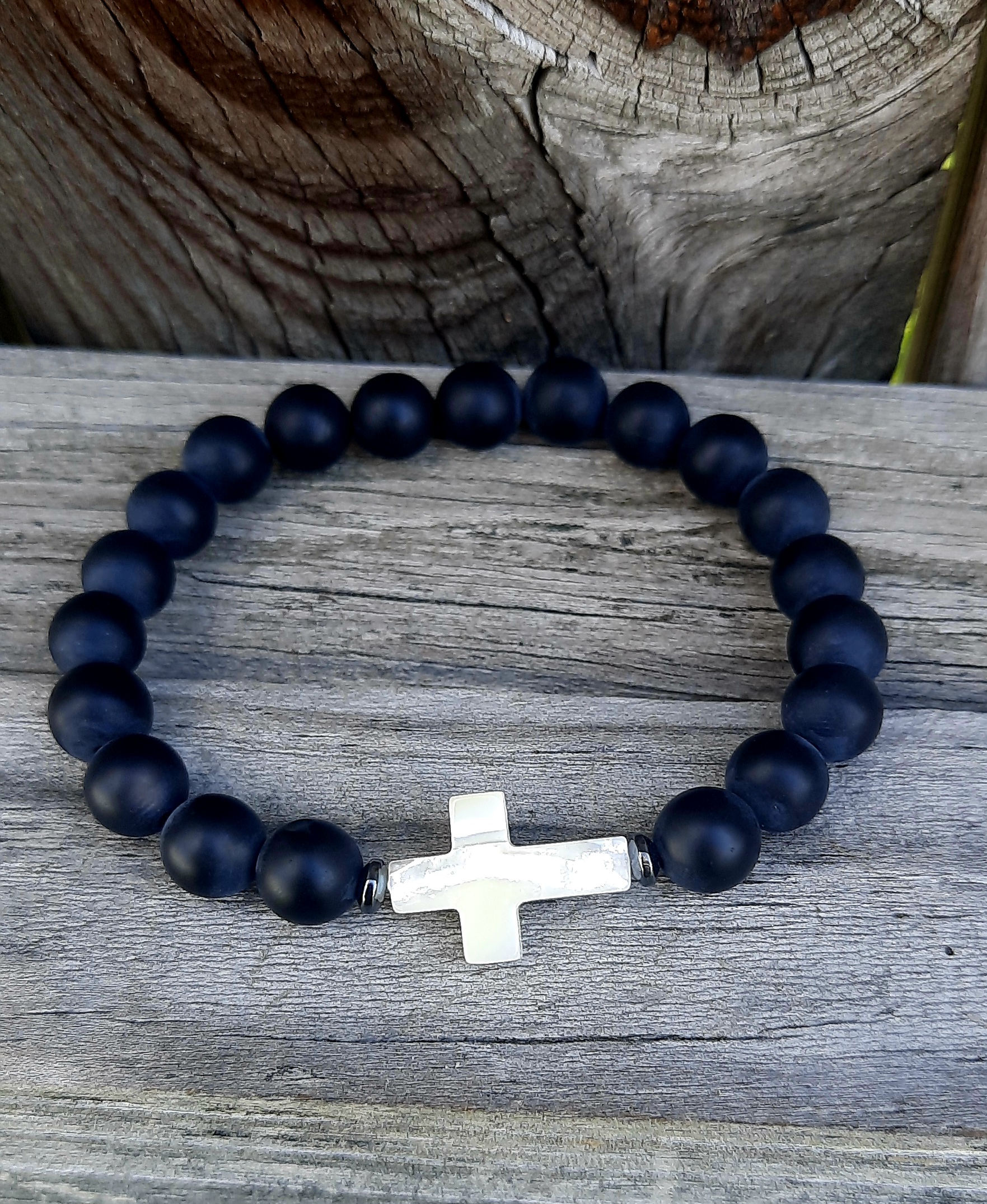 Jewelry :: Cross, onyx 8mm Bracelet