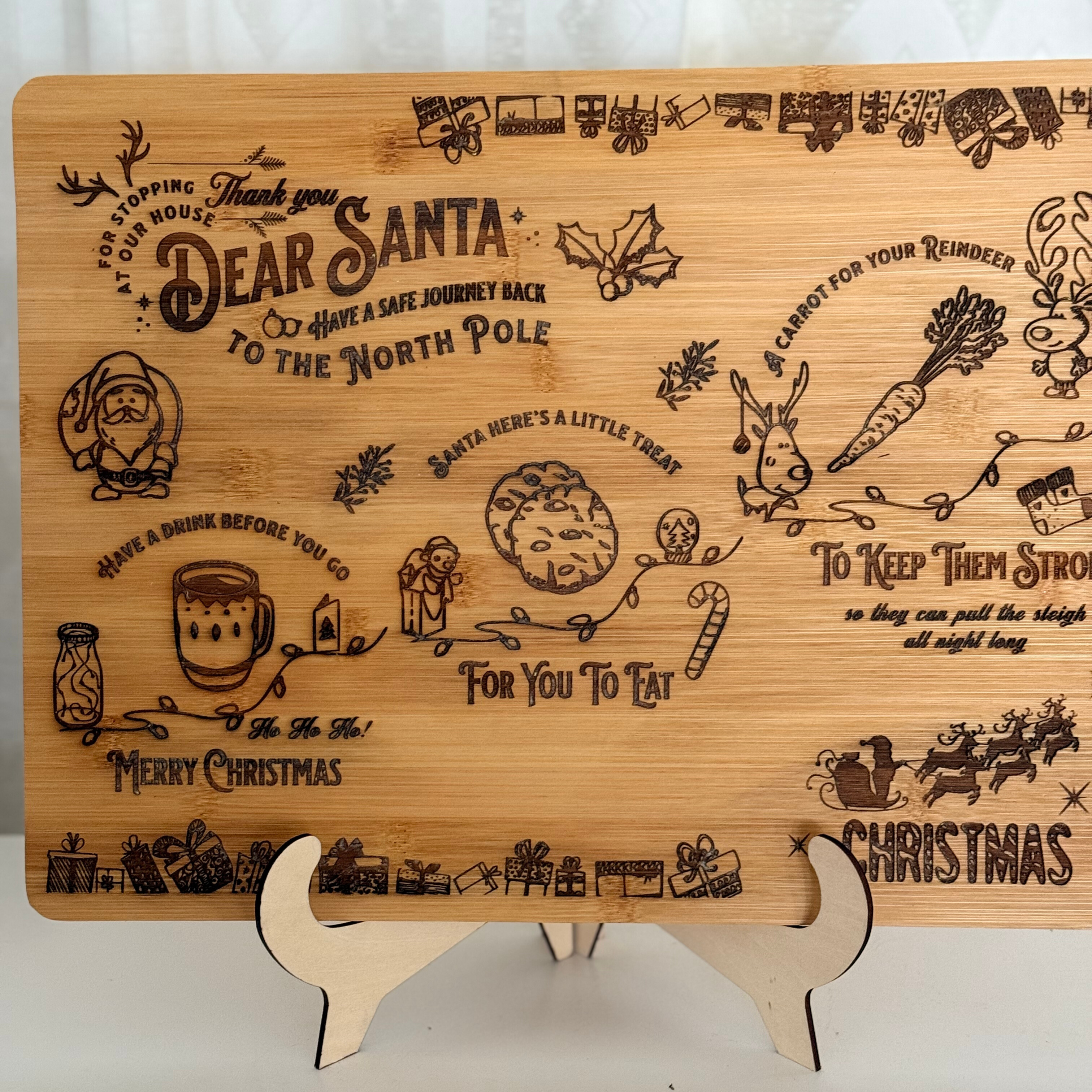 “santa Bamboo Cutting Board - Festive & Eco-friendly Kitchenware”