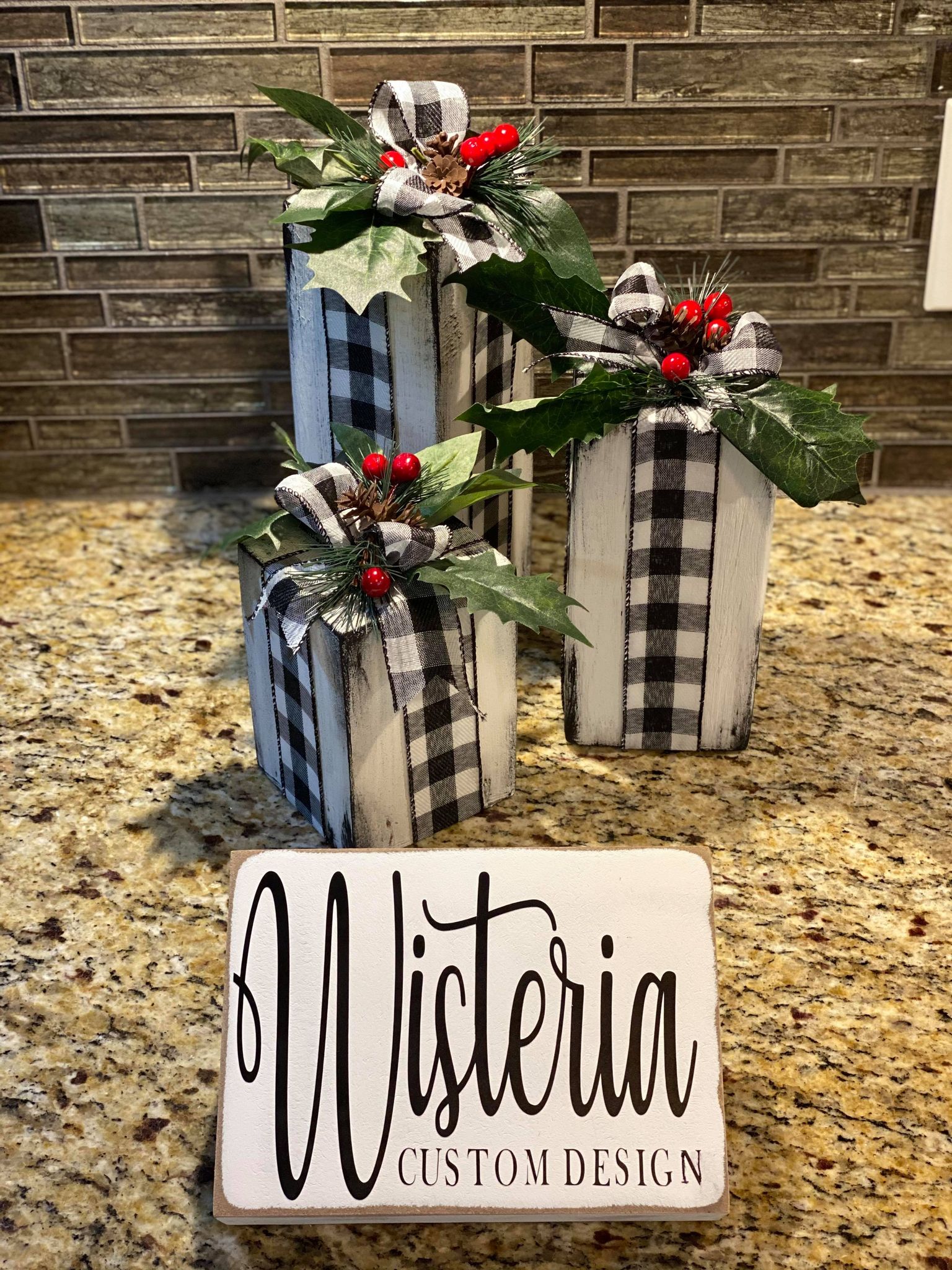 Holiday & Seasonal  Christmas Decor (Farmhouse)