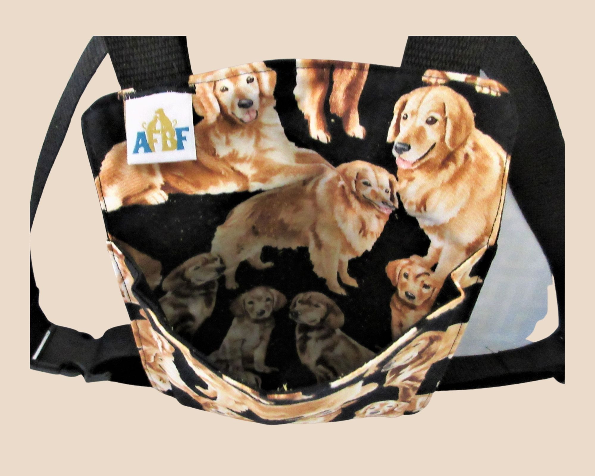 Golden Retriever Training Treat Holder, LargeTreat Pouch in Black, Tan, and White, Great Gift for Agility trainers